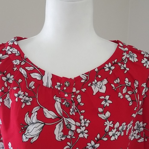 COPY - Adrienne vittadini womens red floral design XLarge - Picture 4 of 10